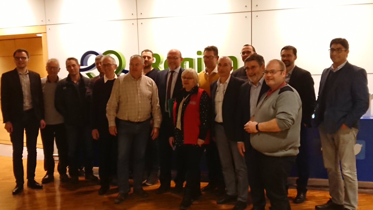 CA de la CAPEB HDF hier soir au Conseil Régional où nous avons été accueillis par Frédéric Nihous, pour échanger autour du programme régional de rénovation énergétique !@CAPEB59 <a href="/CAPEBPL/">CAPEB62</a> <a href="/FNihous/">Frédéric NIHOUS ن</a> <a href="/PaulPechon/">Paul Pechon</a>