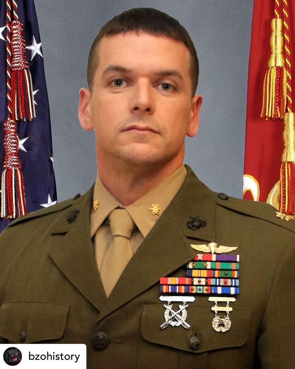 EdGibbs14's tweet photo. “Forever shall I strive to maintain the tremendous reputation of those who have gone before me...”
#2ndrecon
• @bzohistory Captain James McMenamin led his Recon platoon out of an ambush, breaking the enemy by personally assaulting into their position, and.... https://t.co/JZJJaxl5na