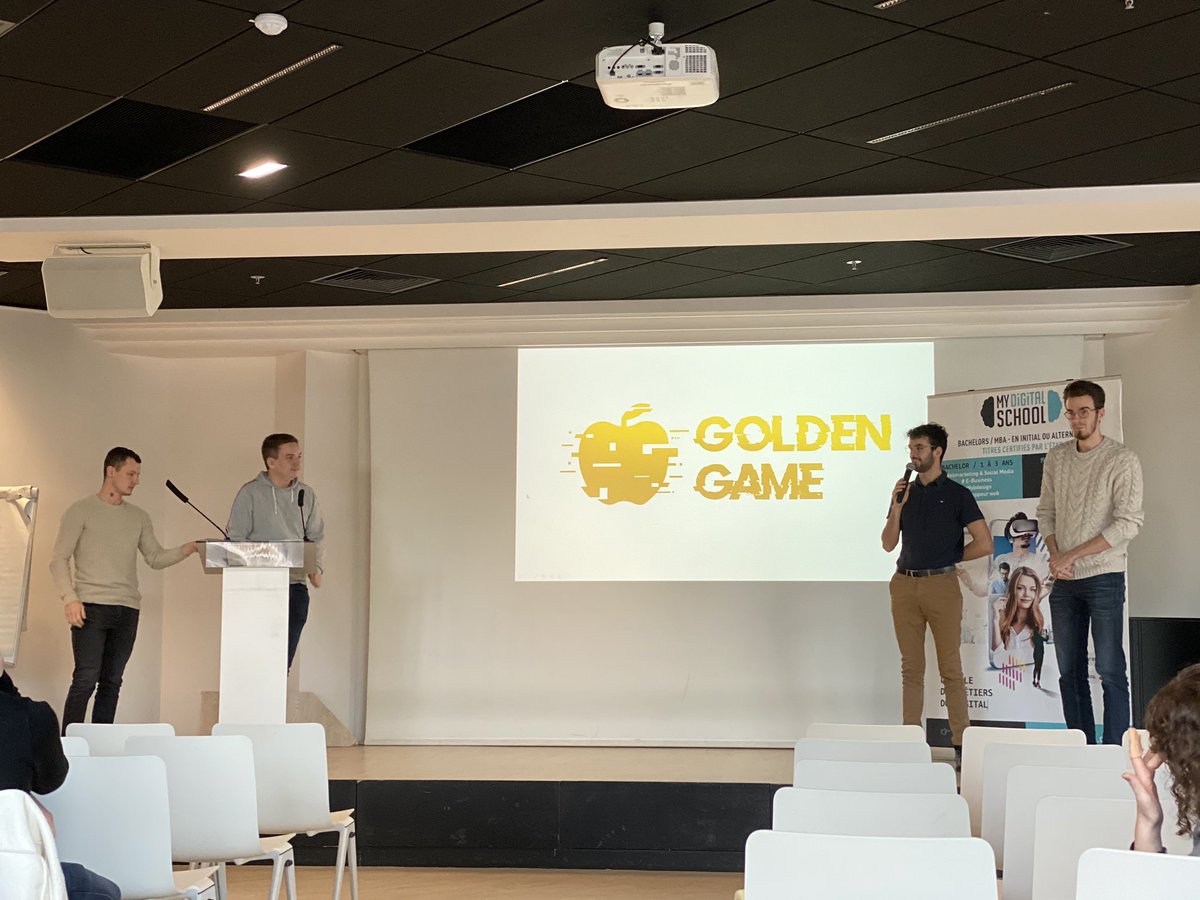 RobineaudesBois's tweet photo. .@GoldenGame49 (découvert lors de la #GameJam) s’offre les services de @BastienRbrt, @hugoguedot, @lilianbeillard et @Mr_RomainM pour son développement ! 👌🏼 https://t.co/UxrcglJ4Tq