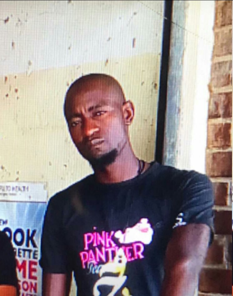 Teechihuri's tweet photo. Mathew Kanjanga who was murdered last Week in Mutoko District,Gugu &amp; Ngonidzaishe Chipungu who was tasked by a Money Changers based in Mutoko to kill Mathew &amp; remove his private body parts for 1000usd @PoliceZimbabwe @matigary @ZBCNewsonline @HeraldZimbabwe @HMetro_ https://t.co/HVMD5YzT8P
