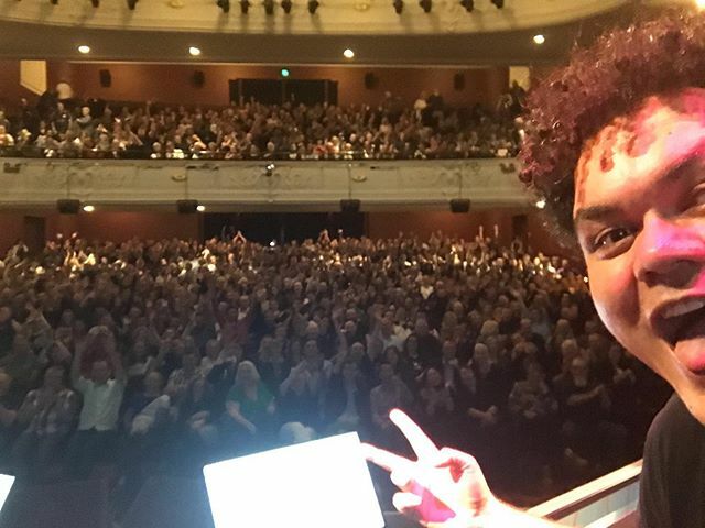 MrJoshThomson's tweet photo. #CHRISTCHURCH! You were so amazing. Tickets selling quick for the final night at the Isaac Theatre Royal. Hopefully I won’t forget my own name this time! #7DaysLive #RoundTheBack https://t.co/HHIEic2O7Z