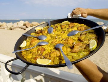 SpanjeNederland's tweet photo. Wat zijn de Gastronomische Escapades die we t meest leuk vinden in Spanje? 🤗
We hebben 17 suggesties voor fijnproevers!
👉https://t.co/KePvQL9ugX
#Gastronomy #Tapas #TravelTips #SpainExperience #SpainRoute #Getaway #FoodieLove #VisitSpain #Spanje
@SaboreaEspana @atasteofspain https://t.co/rx5KwKweCS