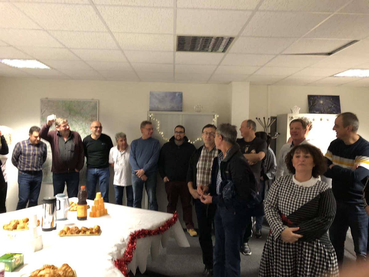 EmmanuelLagler's tweet photo. Première rencontre des résidents site #patton à #châlonsenchampagne autour d’un petit-déjeuner convivial et instructif .
Un vrai plaisir 😁d’échanger et de partager autour de nos différents métiers pour des ambitions communes @OrangeGrandEst @Pat_Lecocq @LeclercBrigitt2 https://t.co/bBWtgOMhWW