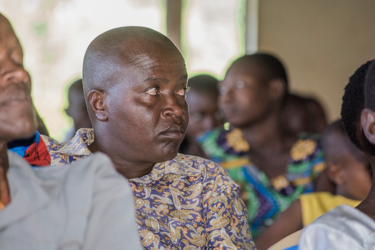 MenEndFGM's tweet photo. The fathers sitting side by side with their daughters and having a conversation at the @Zinduka_eV girls camp #MenEndFGM #EducationAgainstMutilation #EndFGM https://t.co/ac83xgZOn4