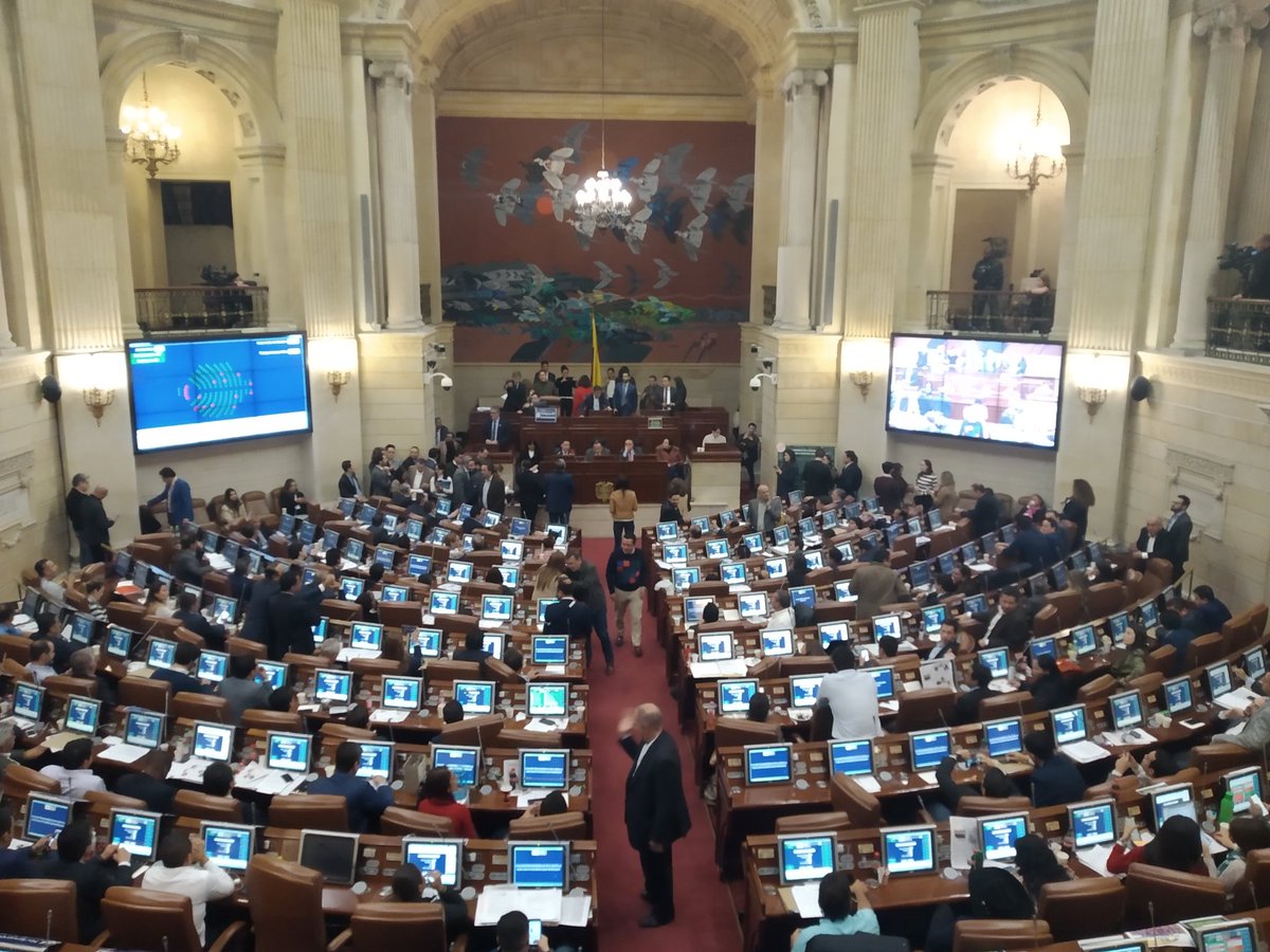 LaSillaIA's tweet photo. #TributariaLSV #Cámara llegamos al último artículo: título y pregunta. https://t.co/SqBhoqnXlP
