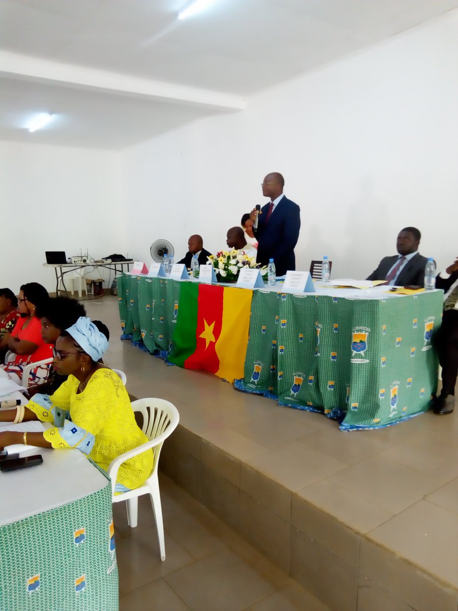 Limbe1Council's tweet photo. The D.O for Limbe 1 giving his opening speech at the beginning of the session https://t.co/6w5pt0AafB