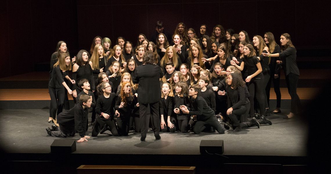 Els nostres Cors s'atreveixen amb tot! Des de "My love, my life" de la pel·lícula "Mamma Mia 2", a "La Sibil·la" o "Gloria" de Puccini. Avui i demà, Concert de #Nadal solidari, en benefici de les ONG S'Almàixera i Proyecto Juntos 👉 bit.ly/2Z1YxNZ #ElPrincipaldetothom