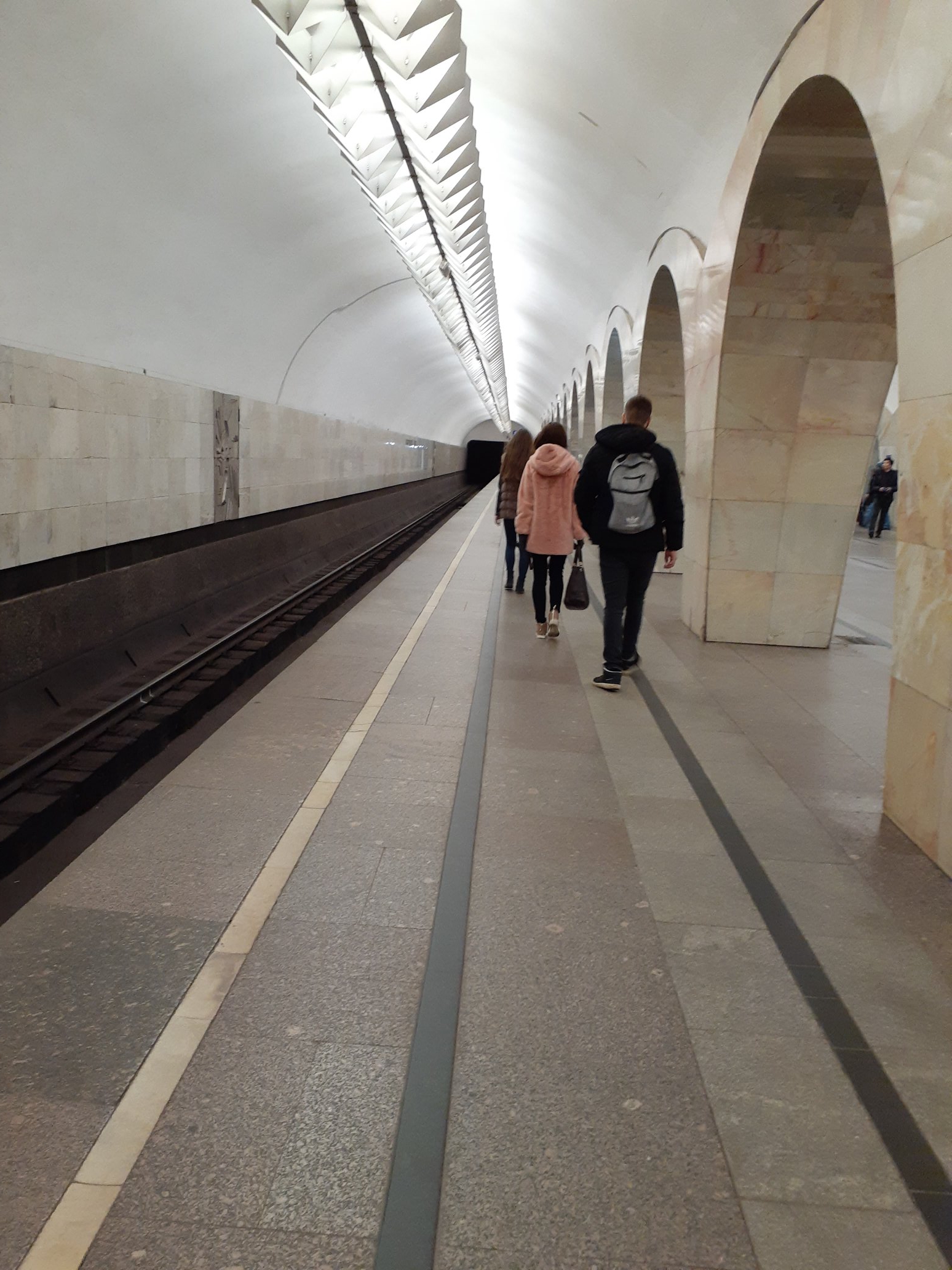 Станция Кузнецкий мост