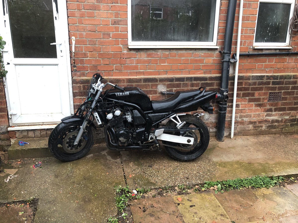 1st job of the day-
Called to a vacant property in the NG8 area by @nottmcityhomes. Motorbike reported stolen in 2016. Awaiting recovery. @CP_VehiclePound @SafeNottm