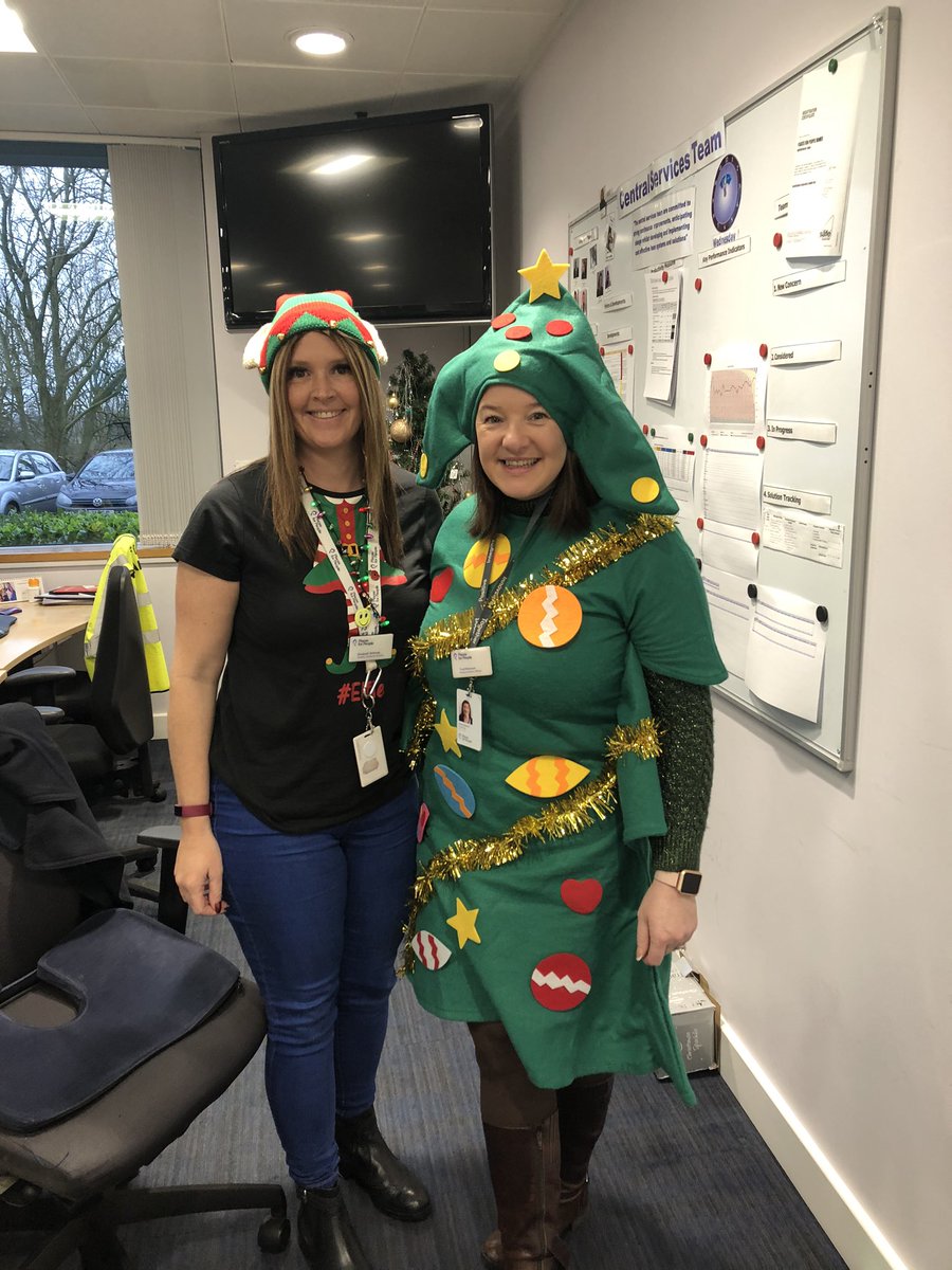 Loving the Christmas SPIRIT in the @placesforpeople South Rings Office #thebestpeople #christmascountdown #pfpSPIRIT