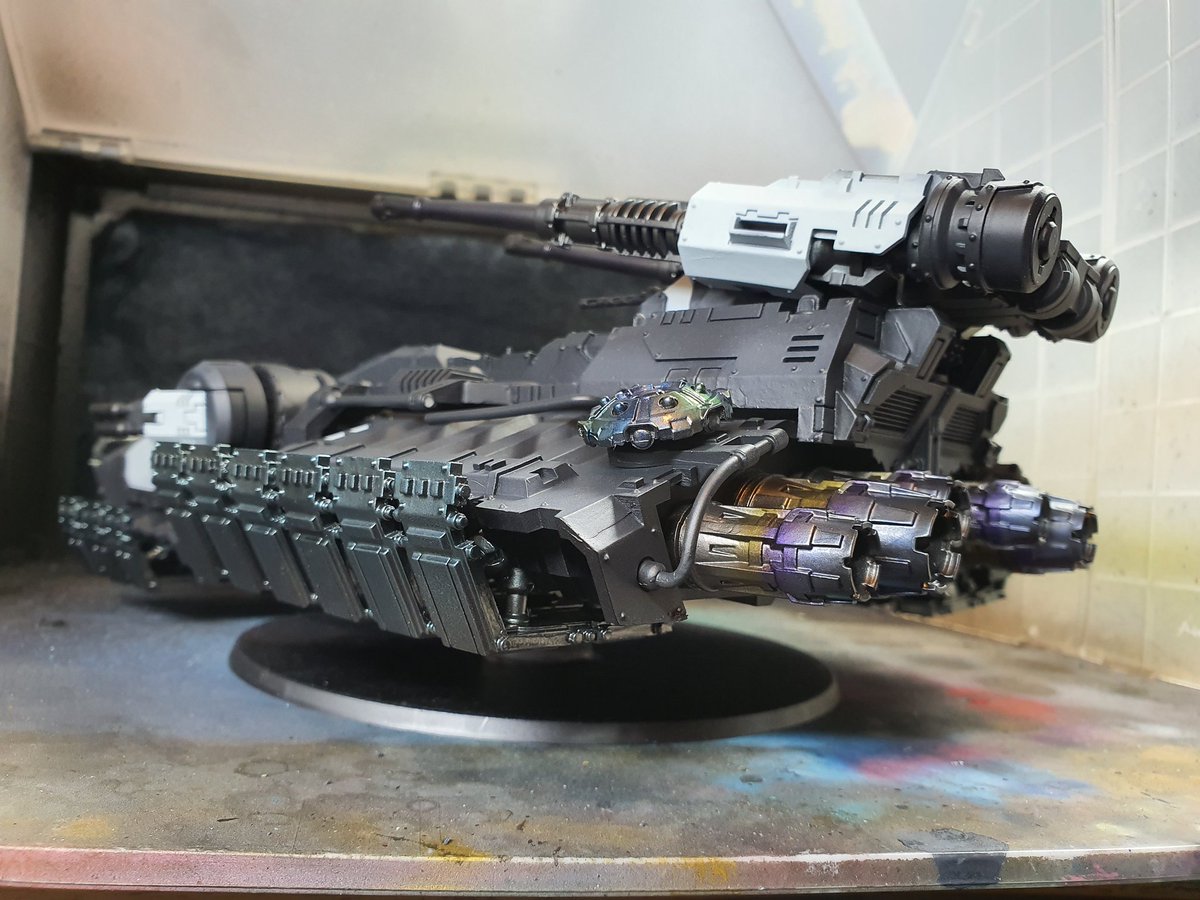 UnhingedPainter's tweet photo. The countdown is seriously on for the #warhammer40k #LVO event! I need to absolutely crush getting my Iron Hands painted and this is a solid start 😁 #PaintingWarhammer #Warmongers #40k #paintingminiatures https://t.co/HqIQZtCZBI