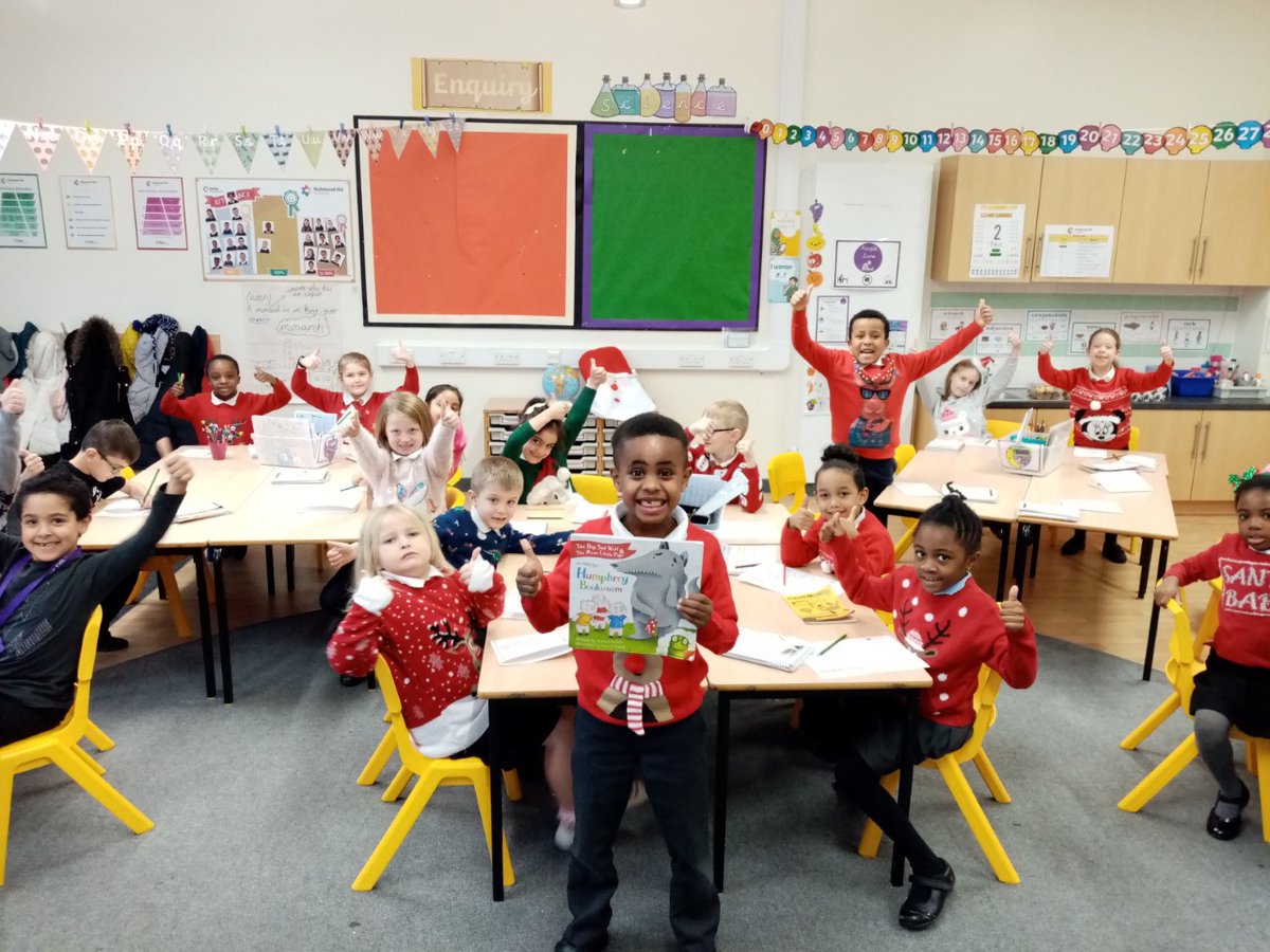 Y2Rha's tweet photo. A big thank you to @conradburdekin from 2Rowling. We absolutely loved our book! https://t.co/MzktnexyQB