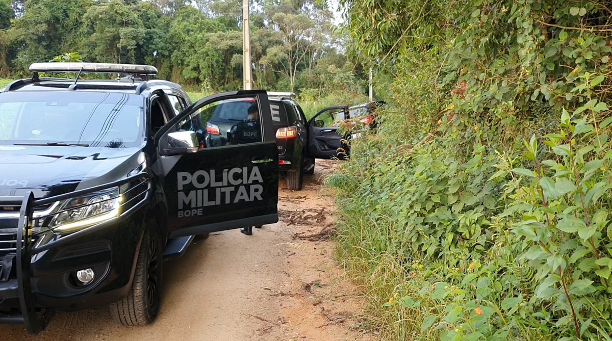 natelado190's tweet photo. SUSPEITO COM CARRO ROUBADO É MORTO APÓS PERSEGUIÇÃO E TIROTEIO
https://t.co/k41BALfCMu
#Programa190 https://t.co/whODxKaez0