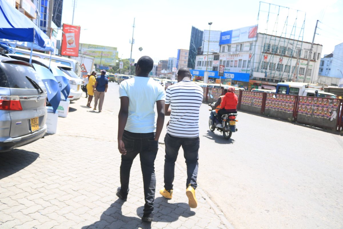 Na ni hivi ndivyo wajanja wako wamefika Nakuru!! #BangaizaReloaded with <a href="/chris001Ke/">Chris Da Bass</a> naye @DJTENKENYA tukiwa live from Nakuru Town kwa hisani ya <a href="/SafaricomPLC/">Safaricom PLC</a>. Unasikiza ukiwa wapi?