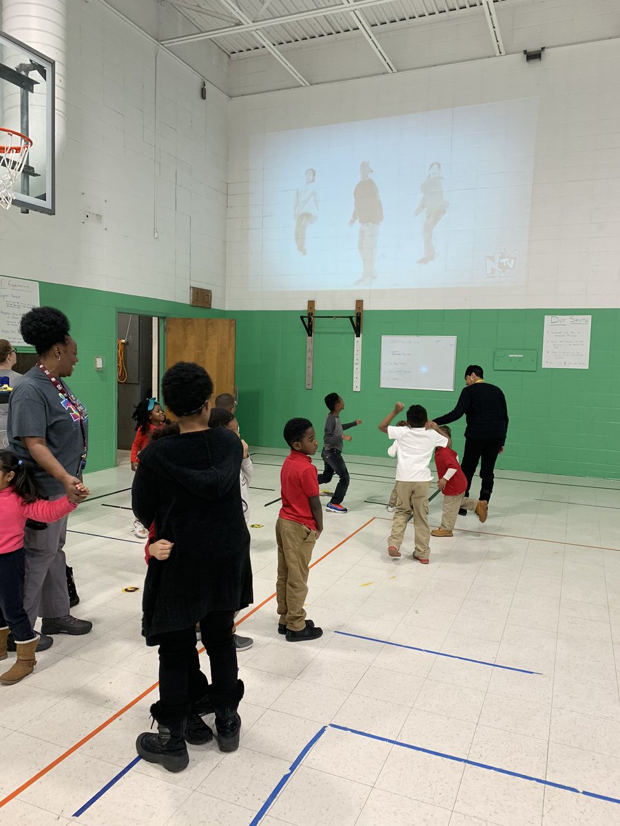 mullanphyPE's tweet photo. What an awesome day! Our 3rd annual Go Noodle Day was a great success, always a great way to send the students off for winter break! #HSHC #Americashealthiestschools #noodletime @AIM4FitnessSLPS @SLPS_INFO @Coach_AParks @terryatteberry5 @HealthierGen @MoFoundHealth @GoNoodle https://t.co/v5roW8drHe