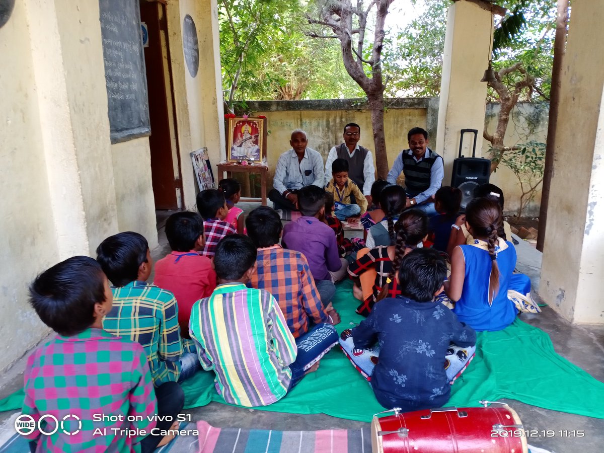 BTilakwada's tweet photo. Kharod primary school Tilakwada School visit https://t.co/GaFxktA4fY