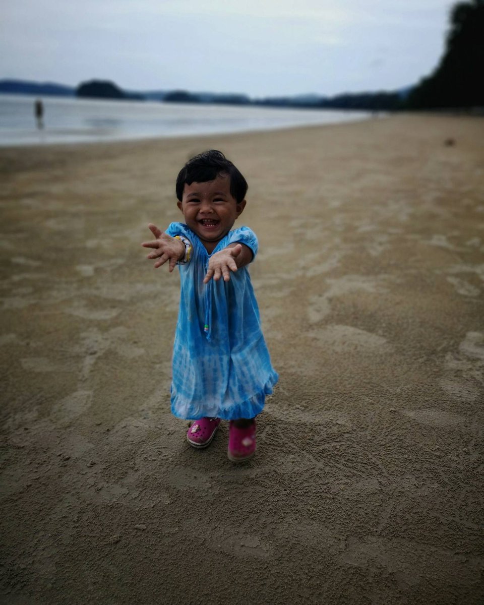 FadelTour's tweet photo. 🌴🌄🌊หาดนพรัตน์ธารา แหล่งท่องเที่ยวจังหวัดกระบี่ เดินเล่มยามเย็น ดูพระอาทิตย์ตกดิน บรรยากาศดีมาก อากาศเย็นสบาย ❄️
#FadeltravelAndTour
#เที่ยวสุขใจไปกับFadeltravelAndTour
#krabi #thailand #4Islands #7Islands #travel #traveling #traveler #FadeltravelAndTour https://t.co/KT9sfZ3h4e