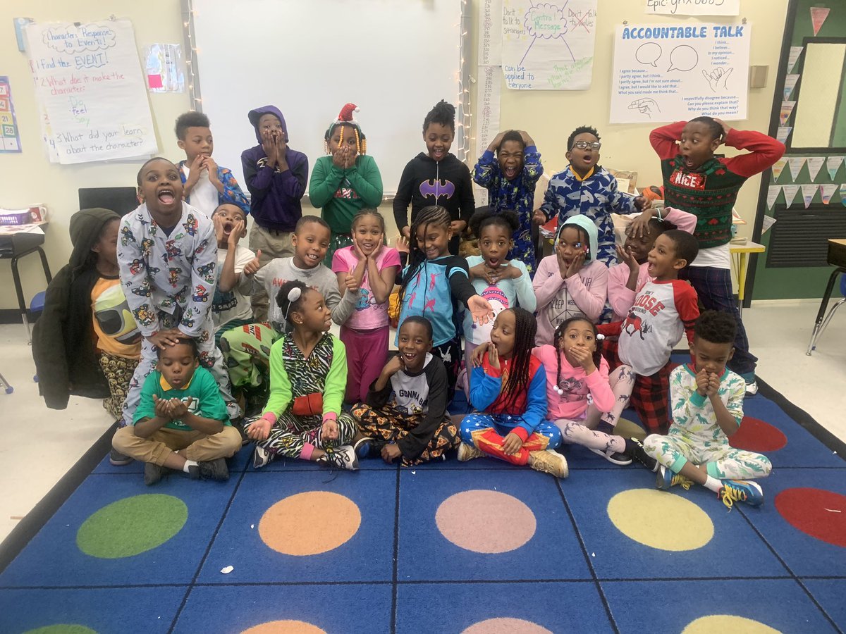 MrsKaitHolbrook's tweet image. Happy Holidays from my class to yours! @KIPPBaltimore @BaltCitySchools #kipp #kippbaltimore #bmoreedchat