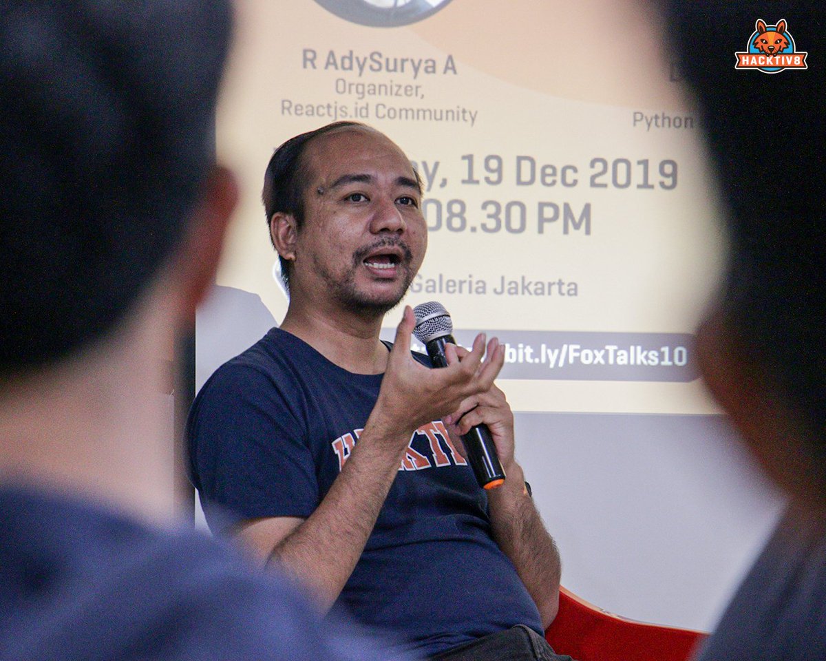 hacktiv8id's tweet photo. @rizafahmi22 Nah ini dia beberapa foto keseruan dari Fox Talks Vol.10 di Mula by Galeria Jakarta kemarin. Siapa nih, HACKTIV People yang kemarin datang ke acara Fox Talks? Share dong pengalaman kalian mengikuti Fox Talks dengan balas tweet ini.
#SayYesToCode #WeAreHACKTIV8 https://t.co/7GLzVSIRnh