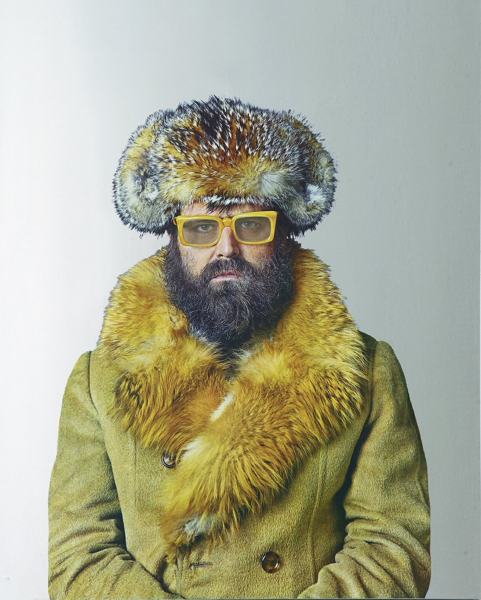 Michelangelo Pistoletto in his “Autoritratto” (Selfportrait), 1962-1973, edition of 200
.
.
.
#repettogallery #michelangelopistoletto #pistoletto #italianart #italianartist #artepovera #selfportrait