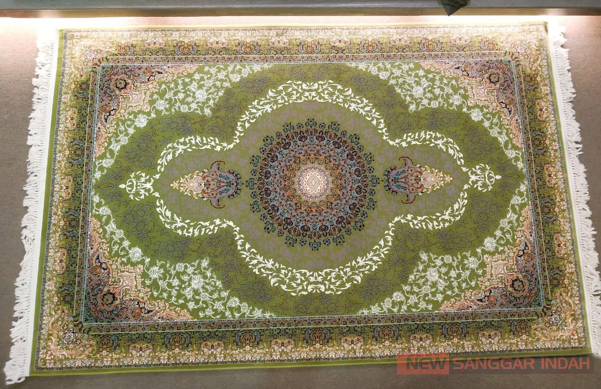 NewSanggar's tweet photo. Placement decoration carpet in the living room will look more luxurious.Carpet in various sizes, such as size 50cm x 70cm,100cm x 150cm,150cm x 200cm, and 200cm x 260cm. Carpet collection by New Sanggar Indah. #carpetdesign #livingroomdesign #housedecoration #varioussize https://t.co/UigtbvpEAF