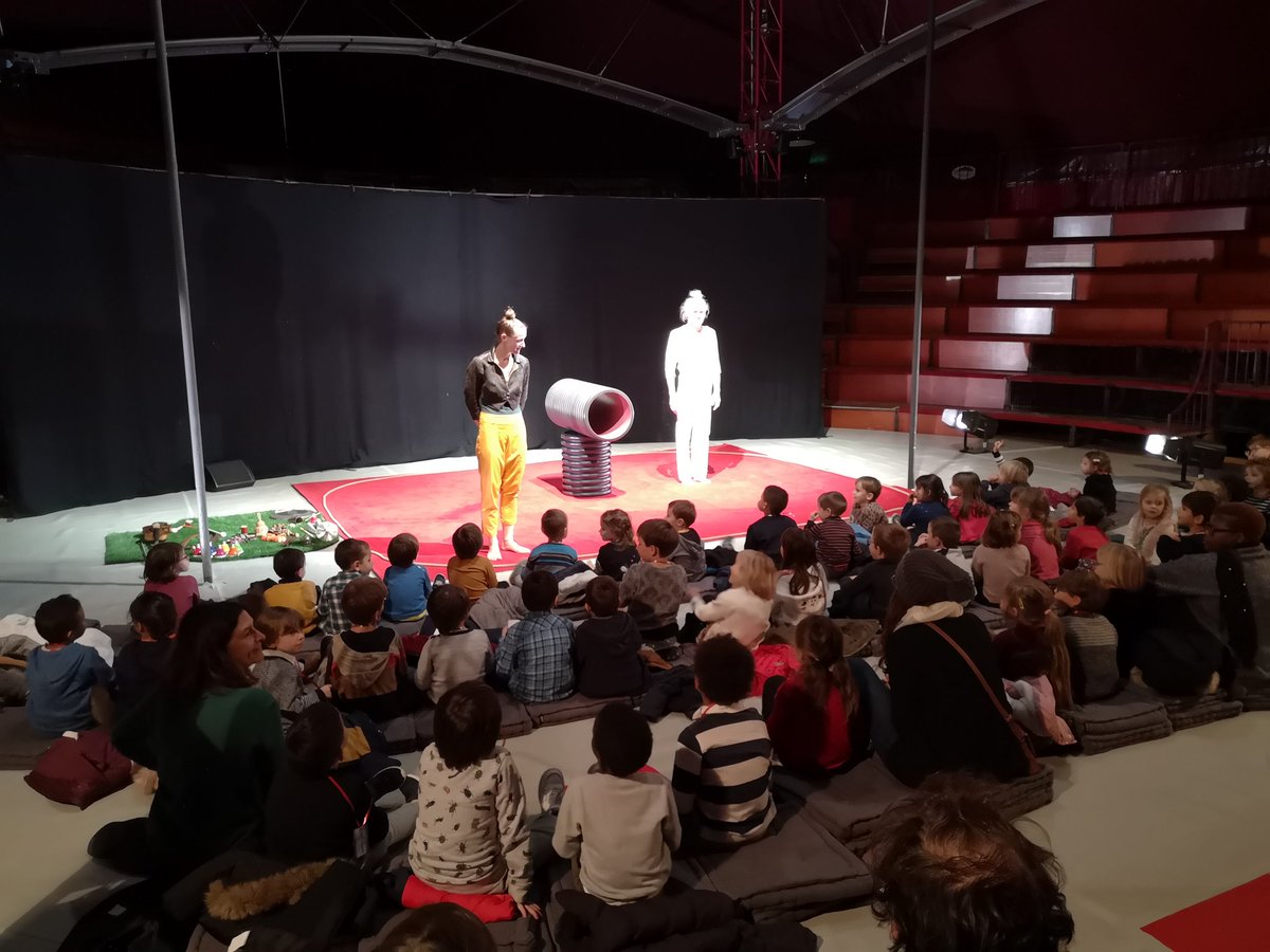 Les Colporteurs tweet media