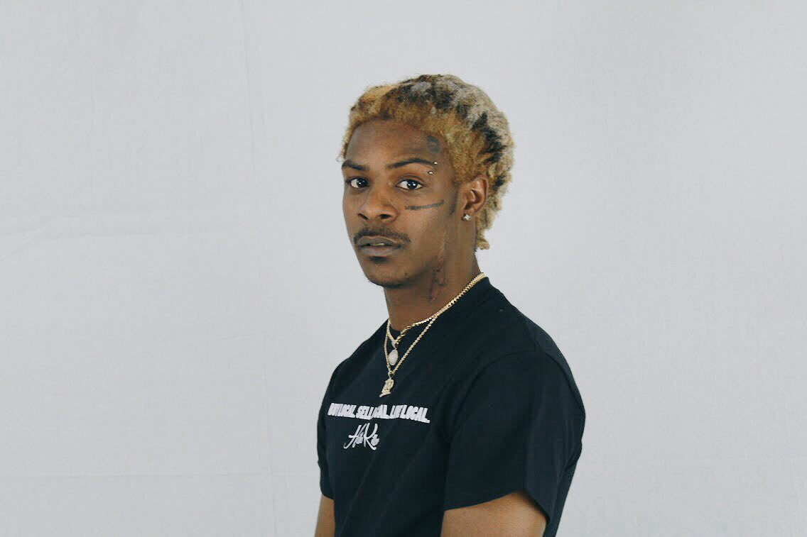 HighKeyRandom_'s tweet photo. Follow me on Spotify 
#212Days Tape Coming Soon #KeepGoingKEEPGOING 💎💖🦖

https://t.co/Fel40WuDqP https://t.co/1rCGZW3IzA