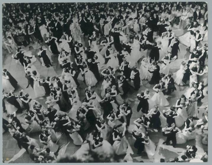 più che mangiare...c'é voglia di ballare in queste feste?