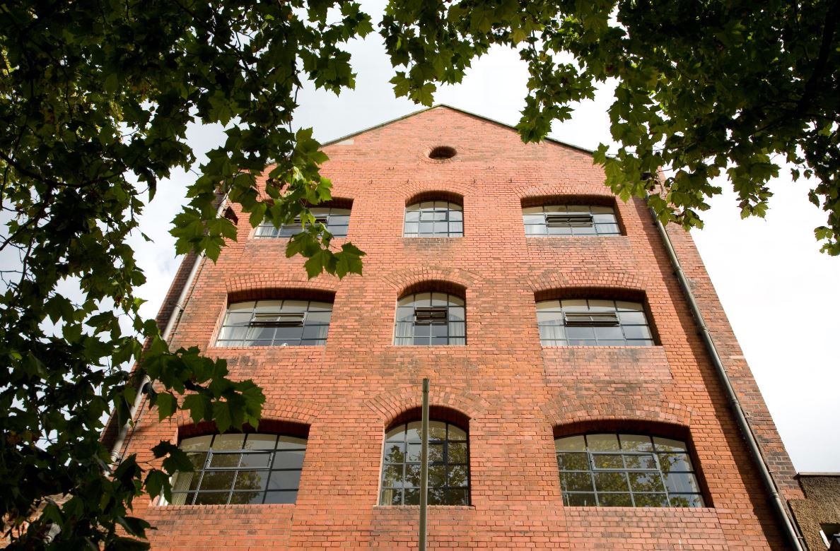 Enjoy the South West this winter with 25% off stays at YHA Bristol. Book your winter getaway today ⬇️

ow.ly/OlWs50xzaq2