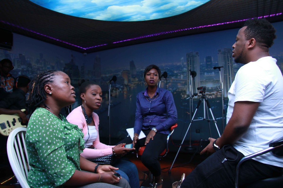 HonestyEnt1's tweet photo. Who's in the house today? The award winning, phenominal gospel artist, Eben!
And we've also marketed 3 of his albums....
Let's make the world hear you. Call us today for your Recording and Marketing. 09028540937
#beststudio #recordlive #qualitysound #musicproduction #lagos https://t.co/2dQfmvxIez