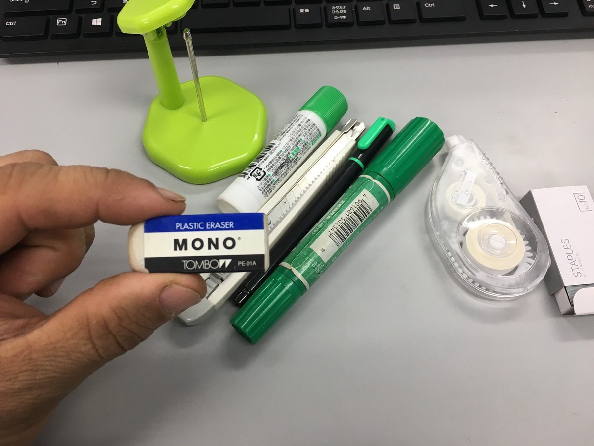 文房具で合体ロボとかデザインするなら
お前はやっぱり眼になってもらう