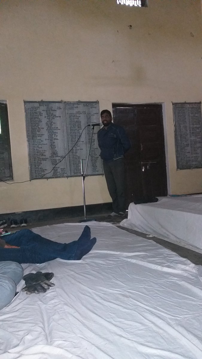lekhpal_rbl's tweet photo. अभी #गनीमत है सब्र मेरा।
@myogiadityanath
@CMOfficeUP
@anandibenpatel
@BJP4UP
@drdineshbjp
@BJP4India
#uplekhpalstrike
#UpLekhpalOnStrike 
#uplekhpalstrike_kyo https://t.co/M6IckZKPBY