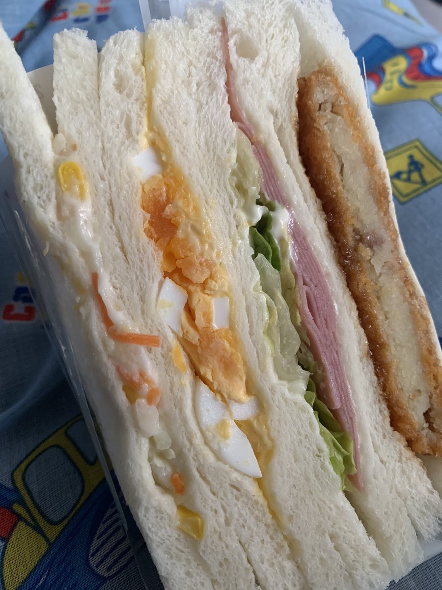 サンドイッチは死んだ…イギリスの「ただのチキン」サンドに漂う虚無 