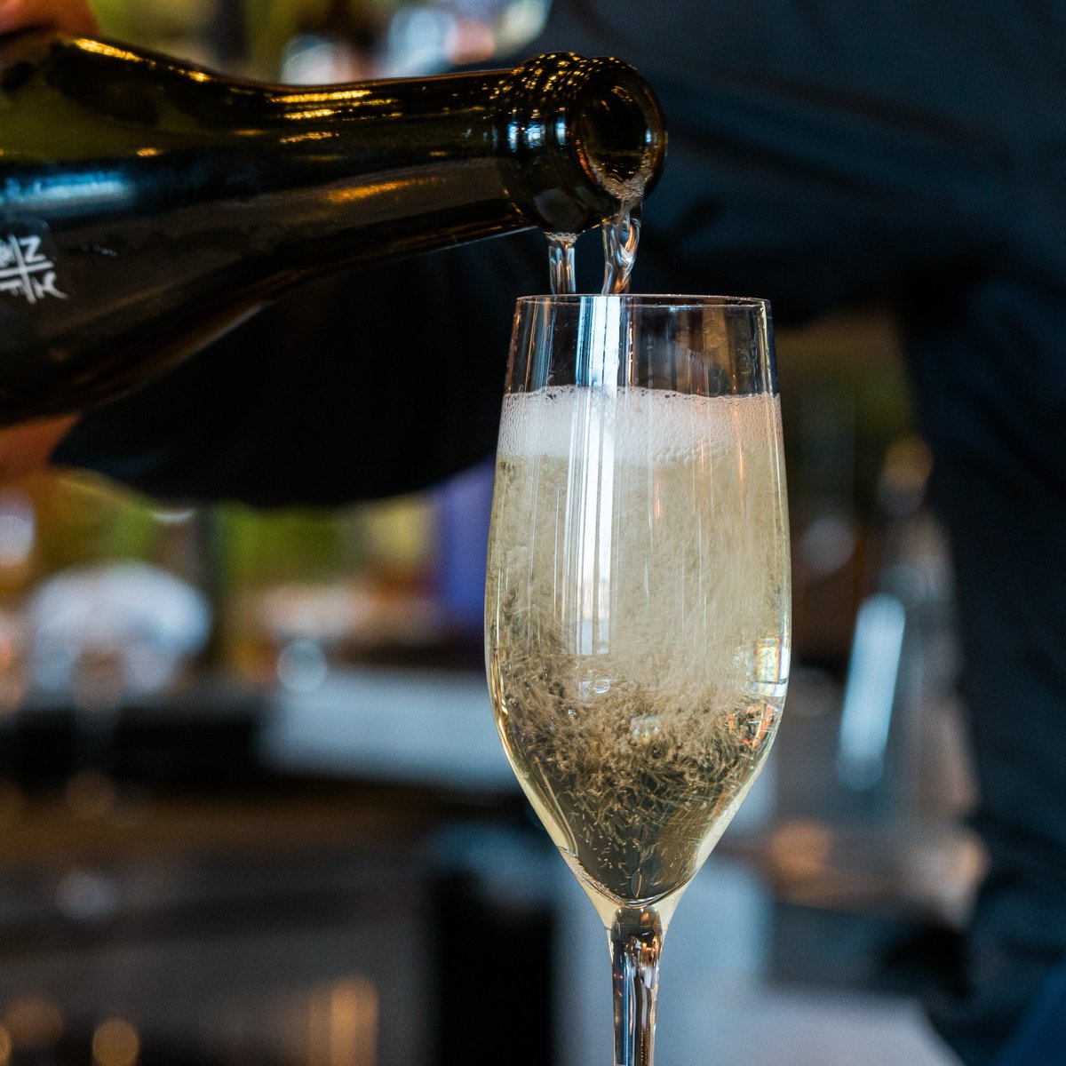 WalhamptonArms's tweet photo. We know what we've got on our Christmas list! Prosecco for £15 on a Friday! https://t.co/ZLUy1Hqz8Y