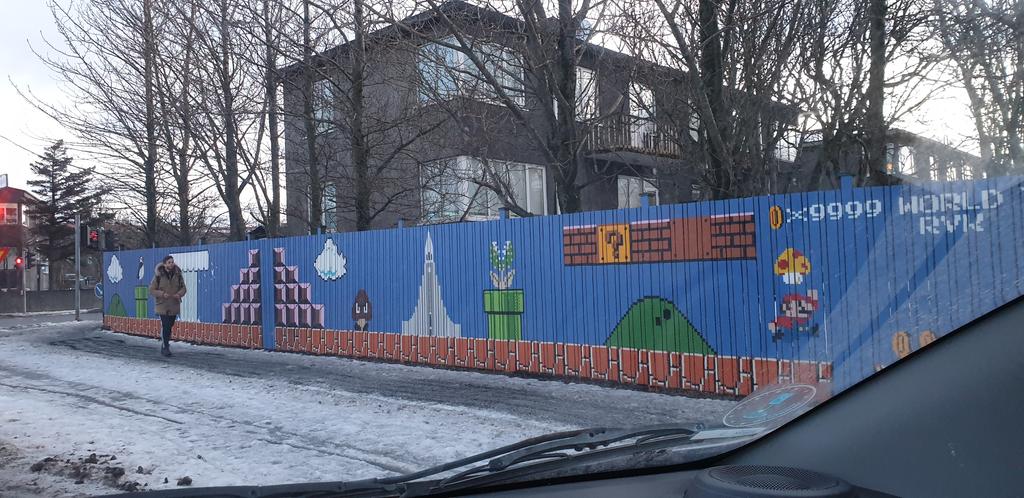 friendlyIceland's tweet photo. This fence in the west end of #Reykjavik #Iceland is brilliant https://t.co/WTh3PMroBD