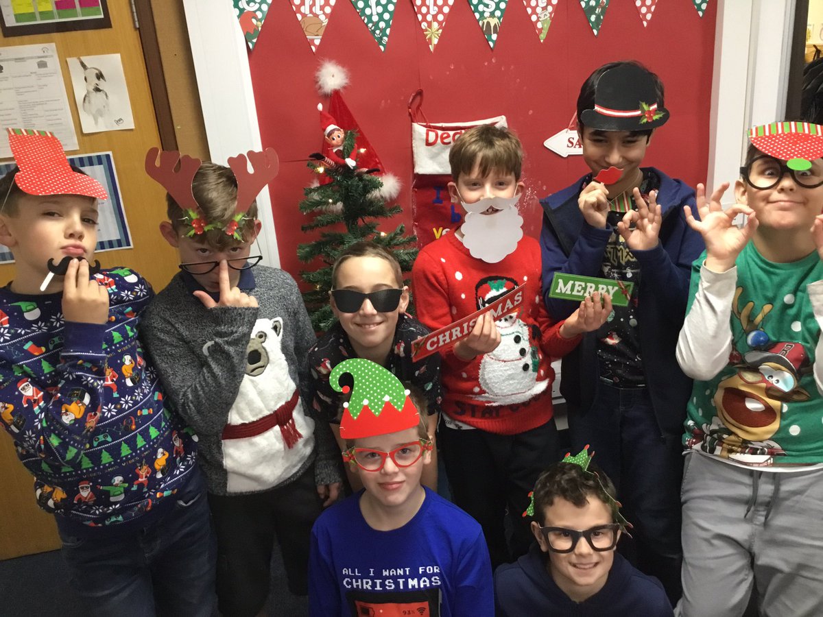 GawberSchool's tweet image. #SelfiewithElfie