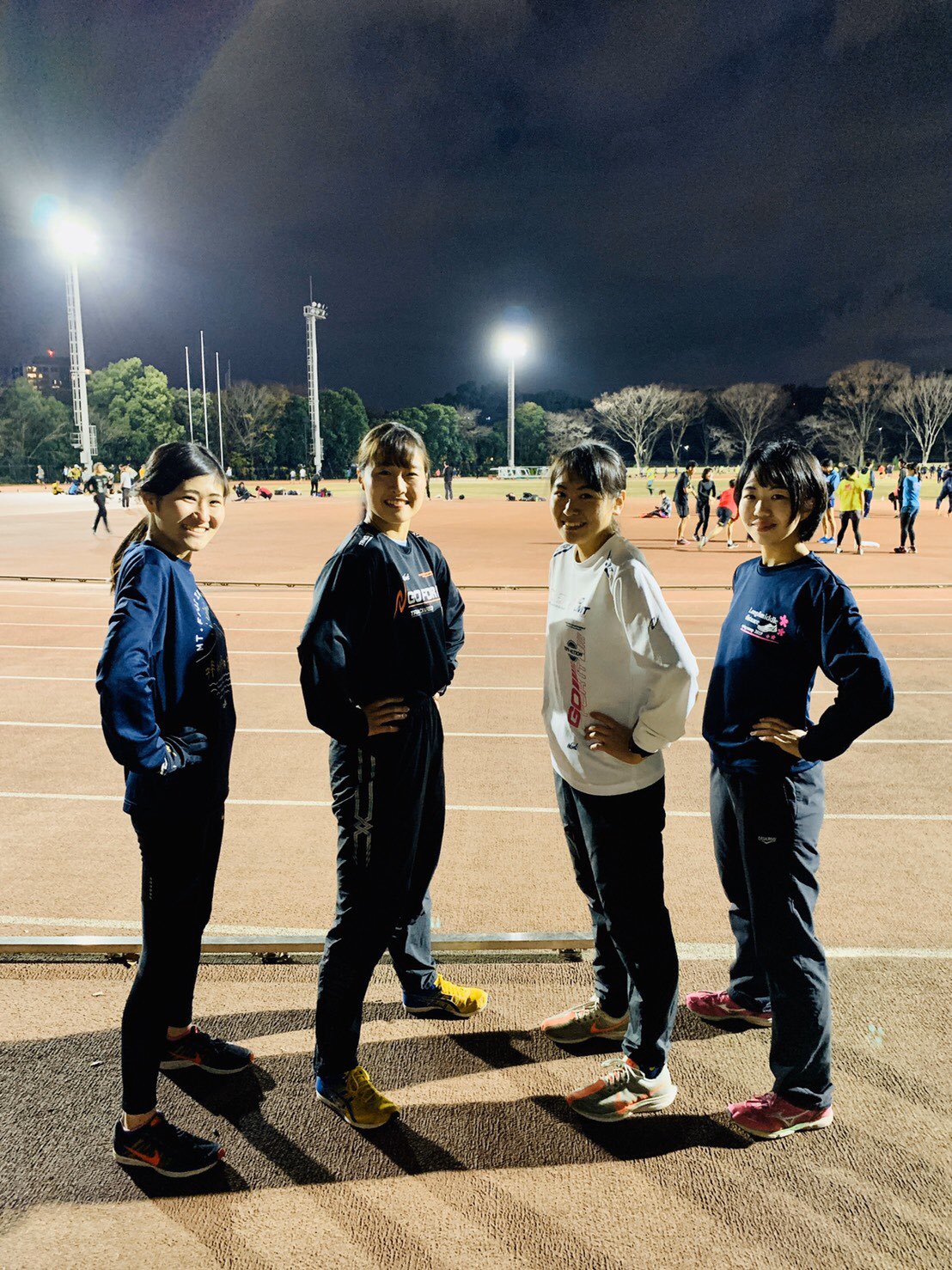 早稲田大学陸上競技同好会 中長ブロックトラックパート クラ対駅伝練習 女子 1000m 2 レスト4分 0 2 リレー 設定 4 00 3 50 早稲田大学陸上競技同好会 中長ブロックトラックパート クラ対駅伝練習 女子 1000m 2 レスト4分 0 2 リレー 設定 4 00 3 50
