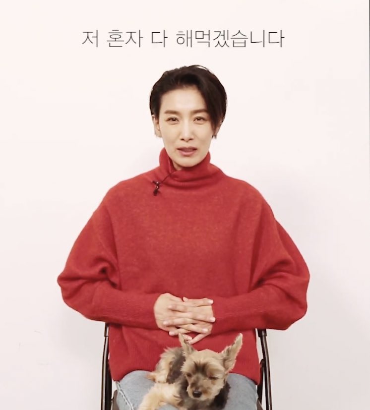 jwanjwan_'s tweet photo. Q. 같이 멜로찍고 싶은 연하남은? 
A. 저 혼자 잘 찍어보겠습니다. 멜로를
저 혼자 다 해먹겠습니다.

ㅋㅋㅋㅋㅋㅋㅋㅋ우문현답 바이블 ㅠㅠ https://t.co/RC9YvPyJzA