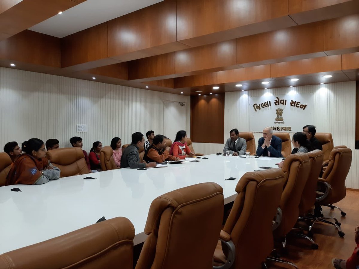 CollectorAhd's tweet photo. Had participated in to one to one interaction with beneficiary children, chaired by Director NFCH, under project assist ,regarding studies and empower them for better future @CMOGuj #NFCH https://t.co/MNAVobxZ1j