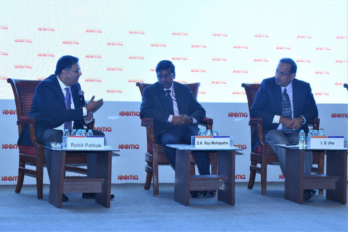 IEEMA_Official's tweet image. Panel discussion on #OneNationOneGrid moderated by Mr. Rohit Pathak, VP-IEEMA at the 13th T&amp;amp;D Conclave.
Panelists are Mr. I.S Jha, Member CERC; Mr. Ghanshyam Prasad, Chief Engineer, Ministry of Power; Mr. S.K Ray Mohapatra, Chief Engineer, CEA, &amp;amp; Mr. S.K Mishra, Director, SECI.