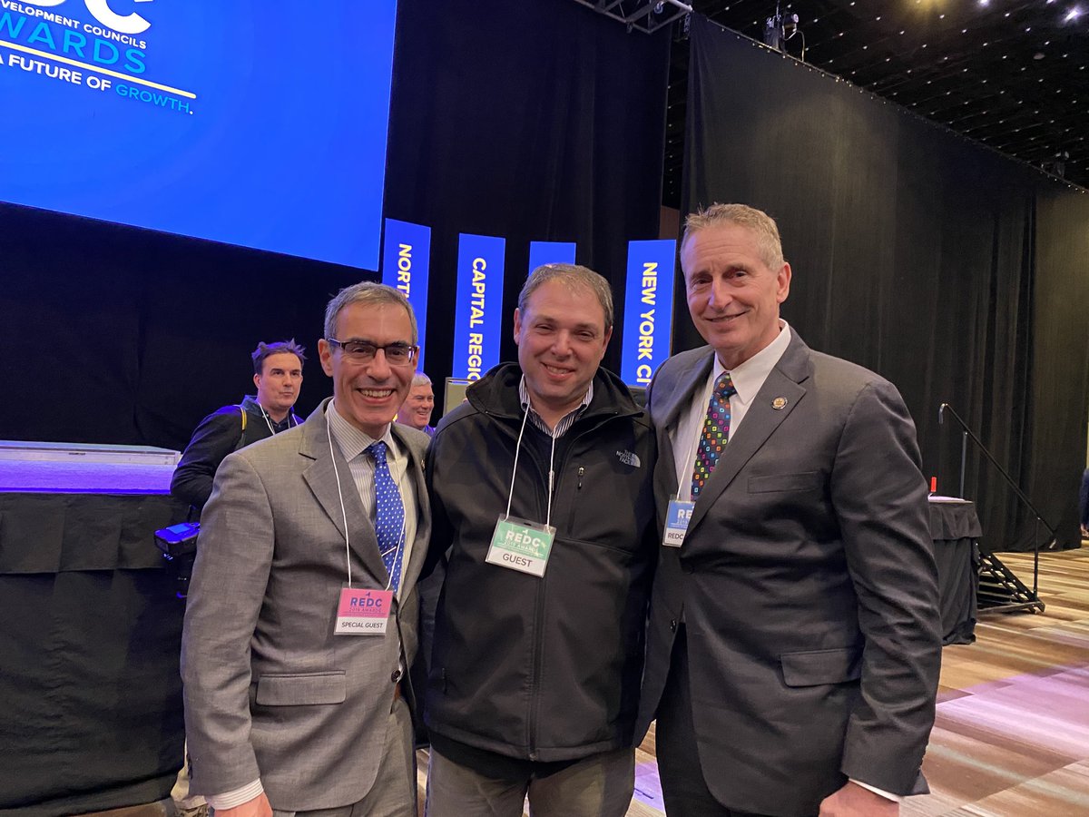 A reunion of old teammates at yesterday’s REDC awards in Albany.
Always a great time.
⁦<a href="/RochesterChambr/">Greater Rochester Chamber</a>⁩ ⁦<a href="/JohnMaggiore6/">John Maggiore</a>⁩ ⁦<a href="/bambamberger/">Richard Bamberger</a>⁩