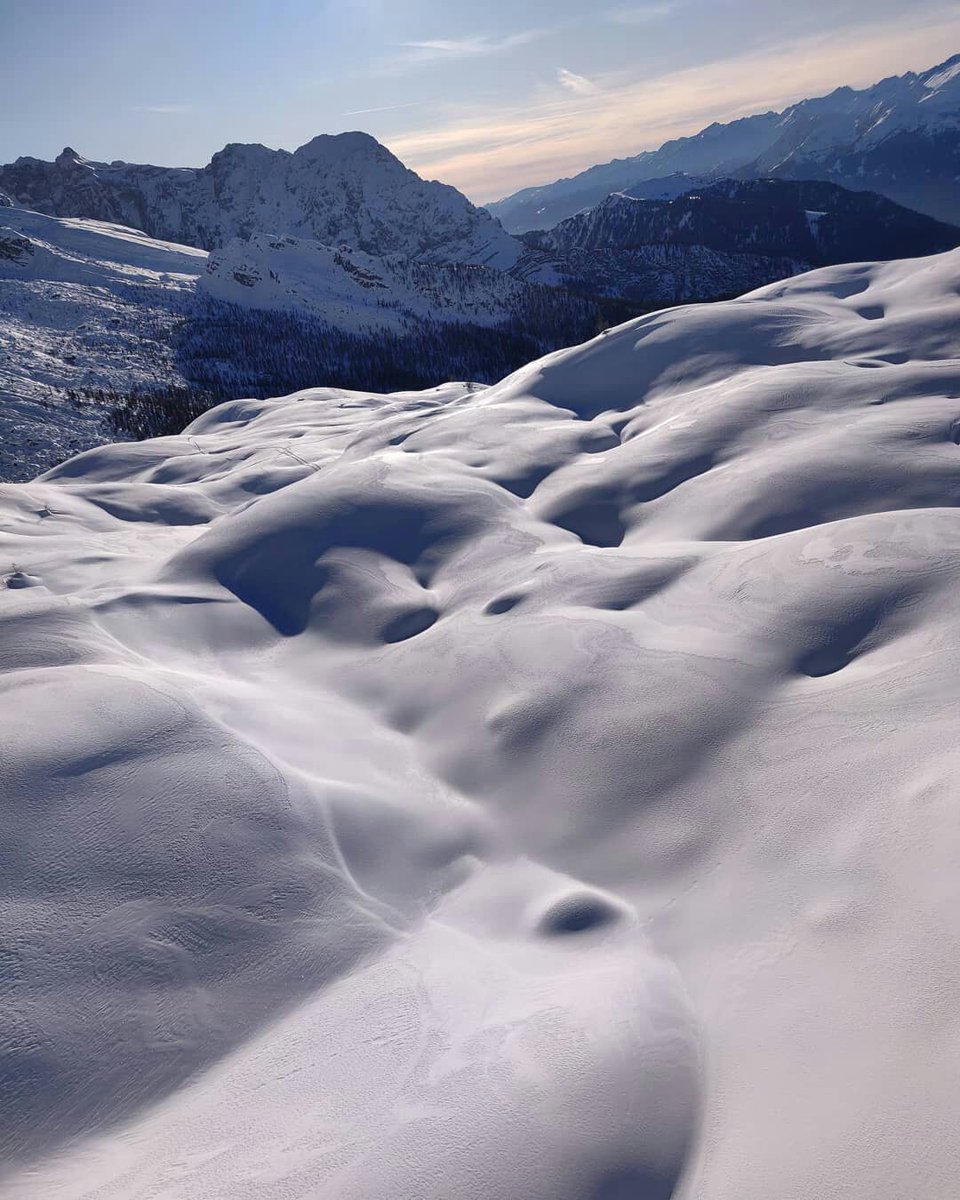 Did you say powder?

📸 IG @ lucavalentini_foto

_____
#powdersnow #snow #passionemontagna #appassionatidimontagna #trekking #mountains #montagnalovers #mountainlandscape