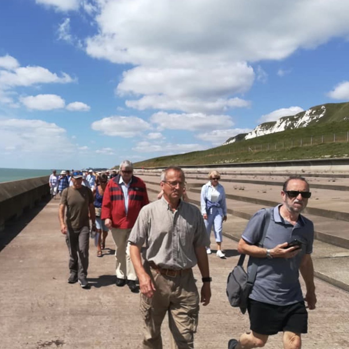 teamsportstrust's tweet photo. Our first #Active50 walk of 2020 will be to Samphire Hoe. If you'd like to join us, @CrosskeysTravel will be providing free travel - just meet at @3hillssportsprk at 10:30am on Monday 6th January. It won't be as sunny as our last trip there, so wrap up warm ๐งฃ https://t.co/Xg0FoYM44l