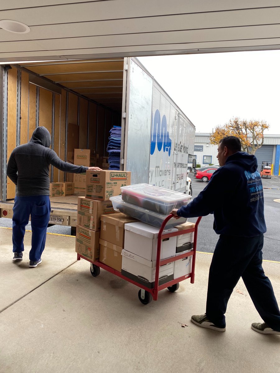 MightyMoversDMV's tweet photo. Last day of Fall! Goodbye Autumn, Hello Winter. π
#mightymoversllc #dmvmovers #realtor #dmvrealtor #movingcompany #localmovers #herndon #sterling #reston #maryland #washingtondc #residentialmovers https://t.co/LLnD2KAZZy