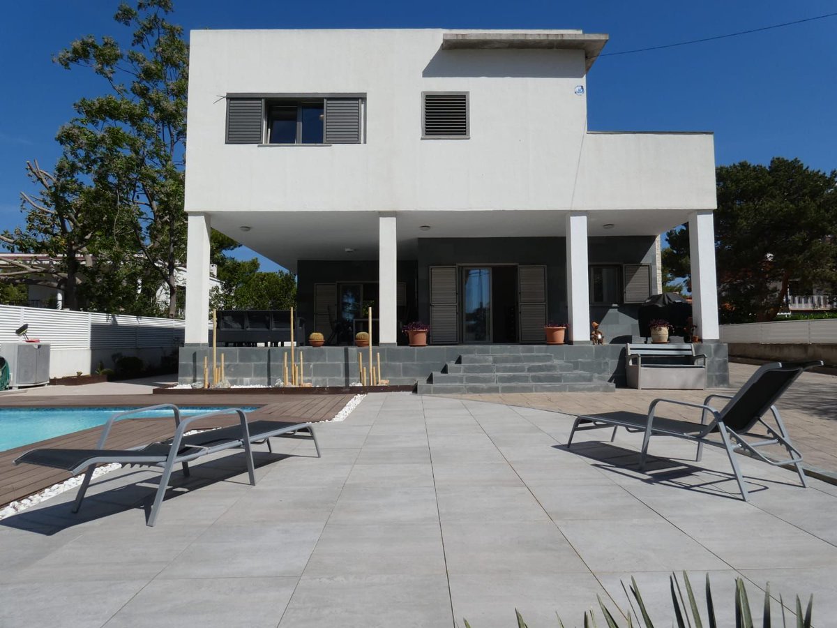 wallwings's tweet image. Bonitas casa con patios increíbles,
¿Las has visto ya en nuestra cartera?
#WallWings #properties #Houses