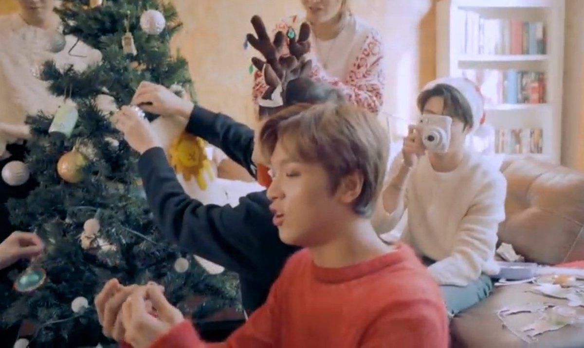 johnjae doing things ๐ค๐ tweet media