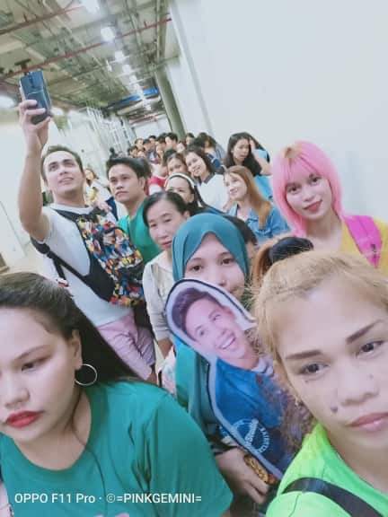 YamLove18's tweet photo. Marami din ang team live for taping 

FUMIYAM PinoyMYXBrotherOtso https://t.co/R3uN4j3Jv1