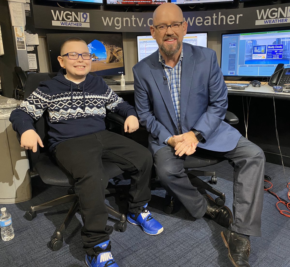 MikeJanssenWX's tweet photo. You should already have your TV turned to @WGNMorningNews. If it’s not, change the channel to check out @PaulKonrad with our #FridayForecaster https://t.co/HuP52ea5e7