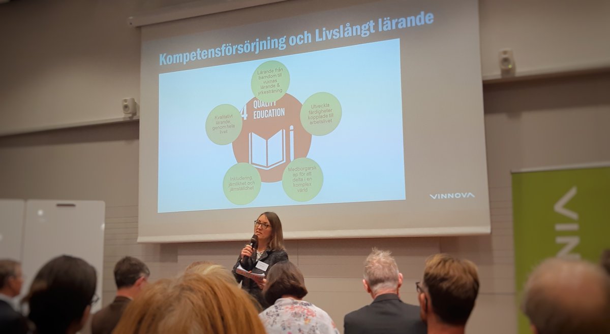 Vi ser lite extra fram emot 2020:
<a href="/CeciliaBjursell/">Cecilia Bjursell</a> tillträder som professor i #livslångtlärande! 
#forskning 
ju.se/center/encell/…