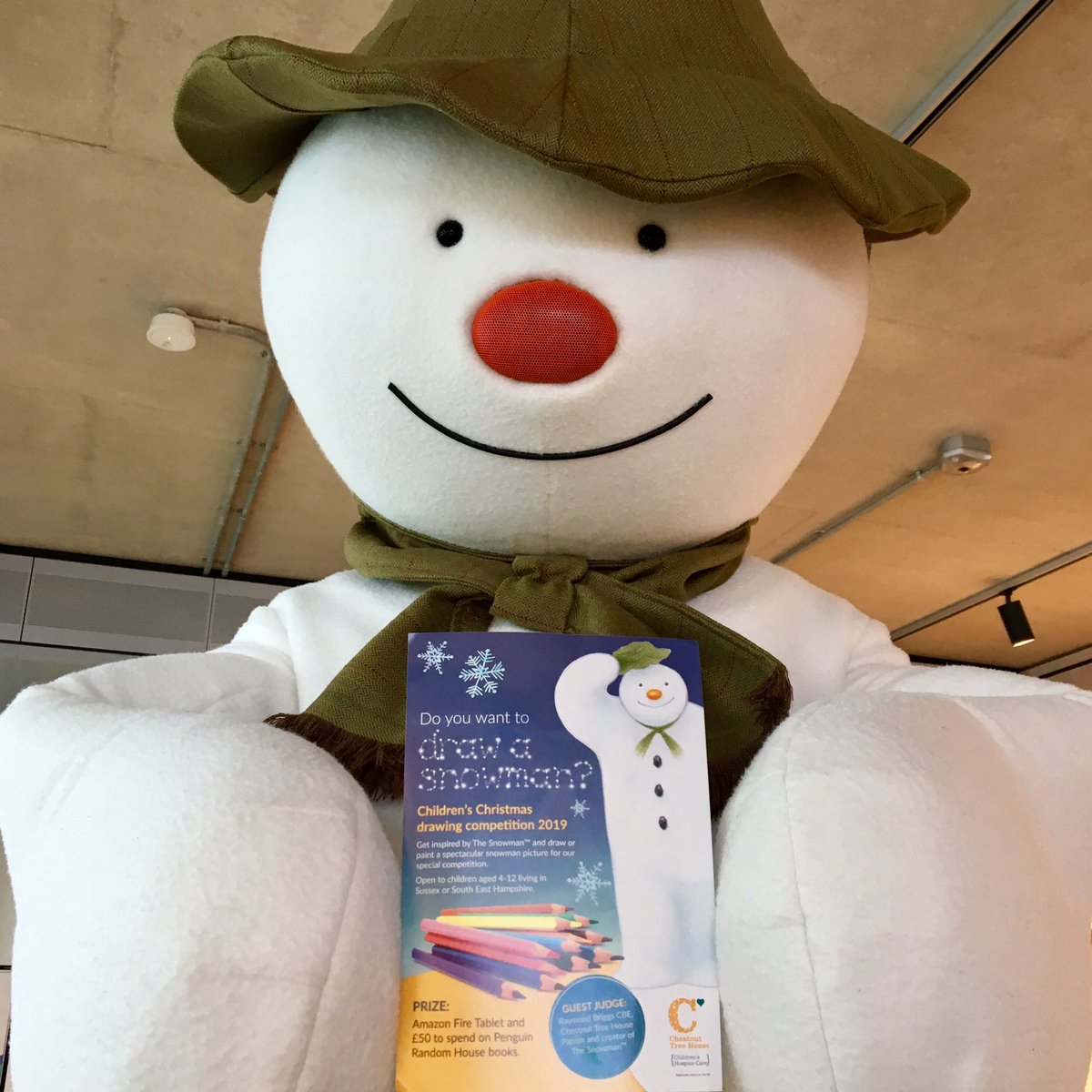 ChestnutSussex's tweet photo. We’ve received lots of wonderful entries for our @TheSnowmanHQ-themed children’s drawing competition ⛄️ but there’s still time to enter as the closing date is 31 Dec. Find out more here: https://t.co/5Cd1zGbPO3 🎨🖍⛄️ #feelingfestive #thesnowman #FridayFeeling #snowmanspectacular https://t.co/L87HwUdhQV